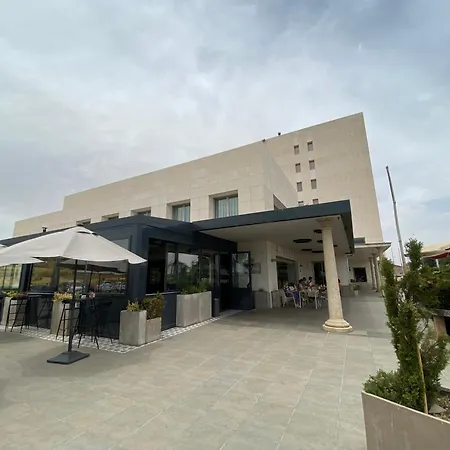 Hotel Sercotel Cuatro Postes-3
